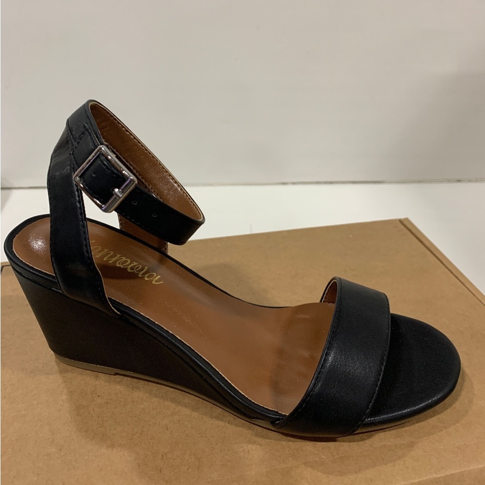 Monrovia NEW Black Dress Wedge Sandals Ankle Strap Wedge Heel Women’s Sz 7 - Picture 9 of 10